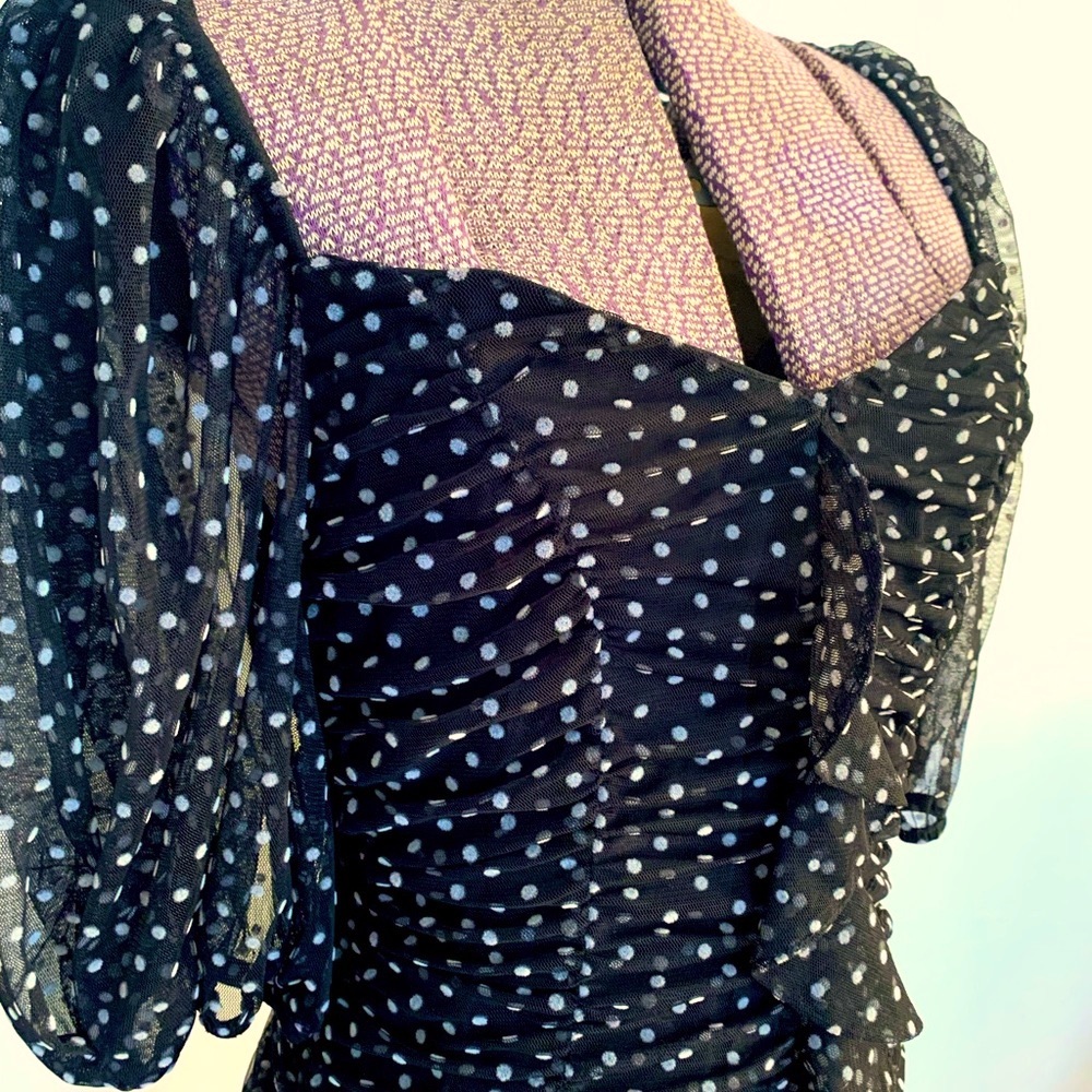 Polka dots mini dress with voluminous sleeves from Zara